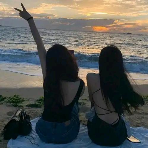 哈哈妹的直播间。