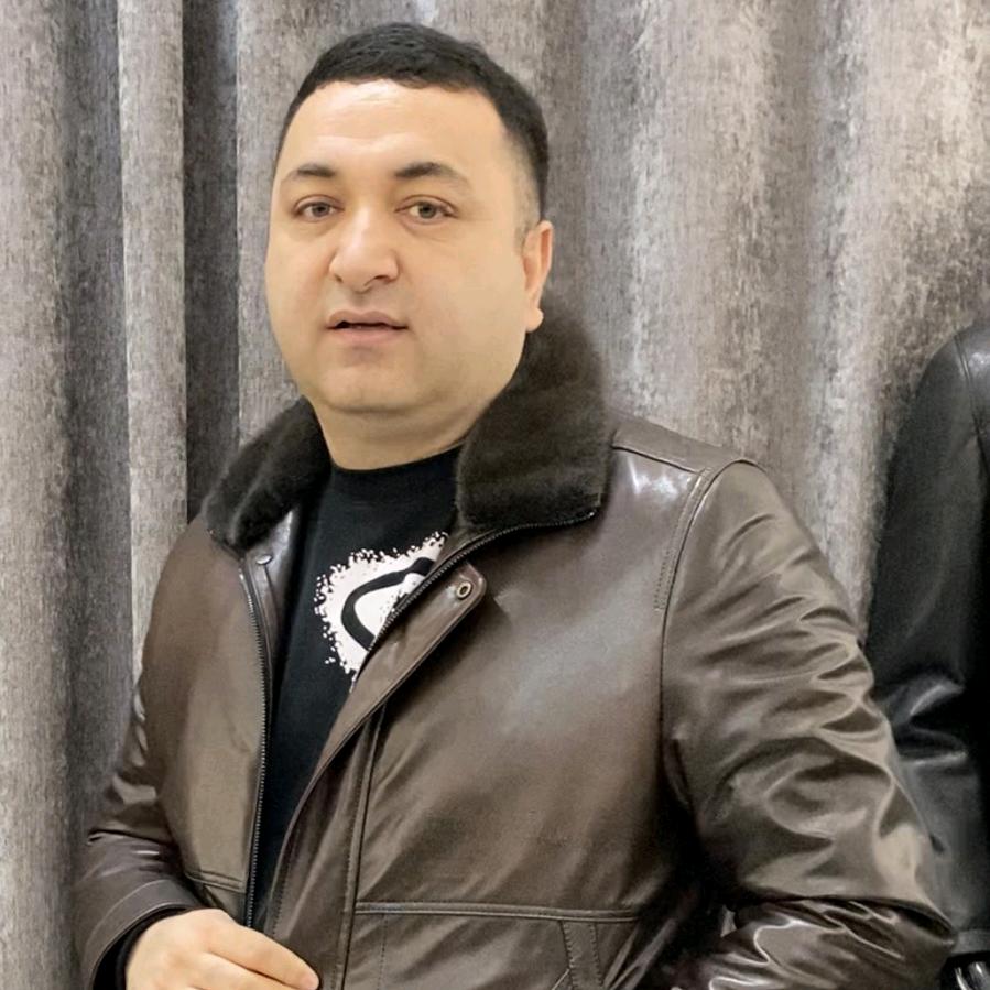 阿吉巴伊男装皮衣