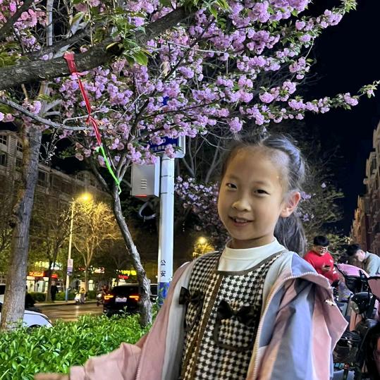 胡贝妍头像