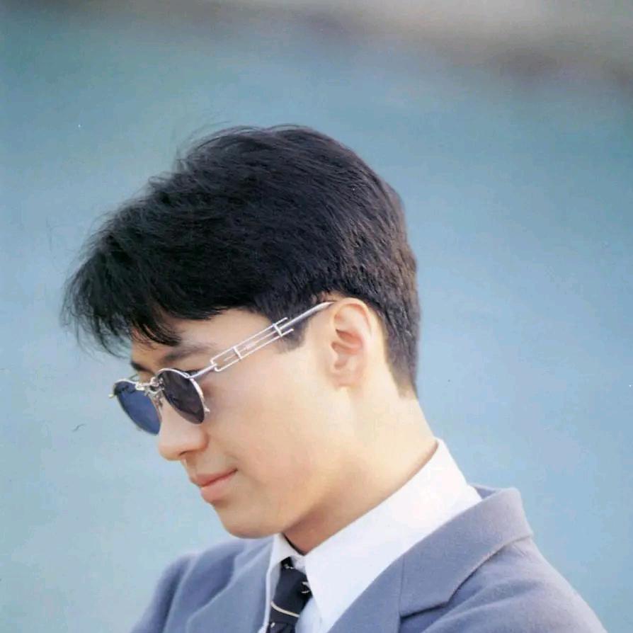 泊珺