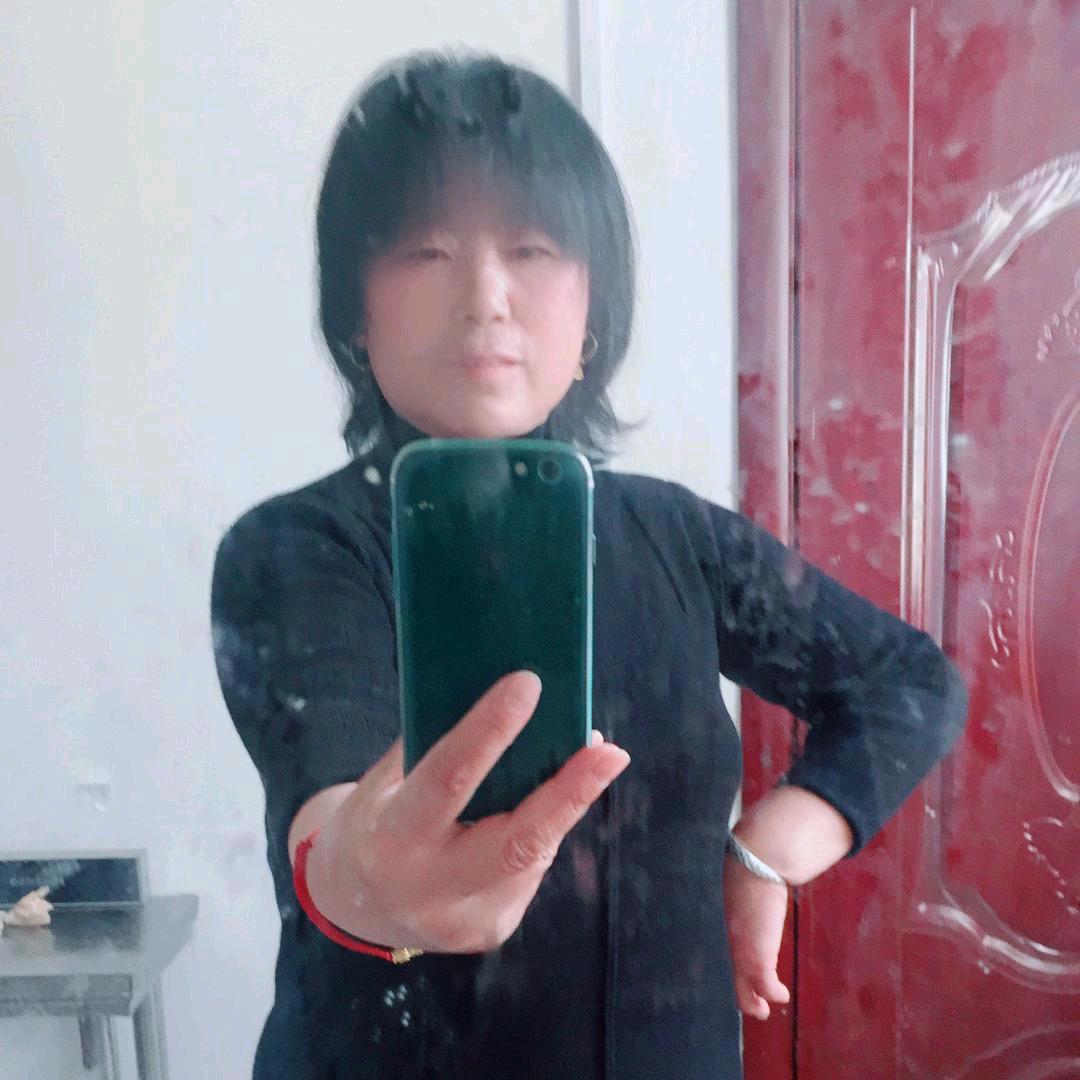 𤧥海蓝天