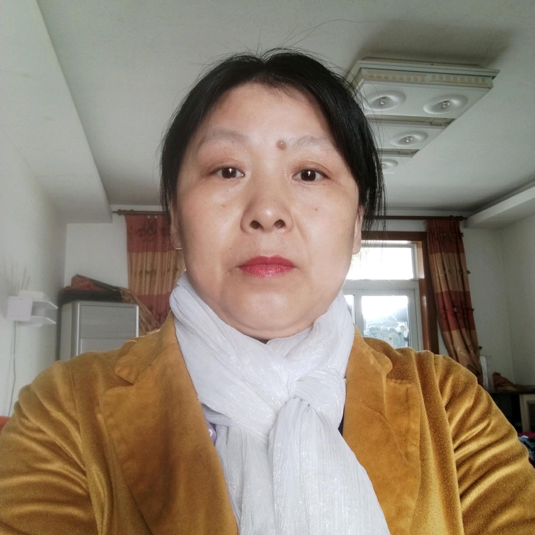 黄英
