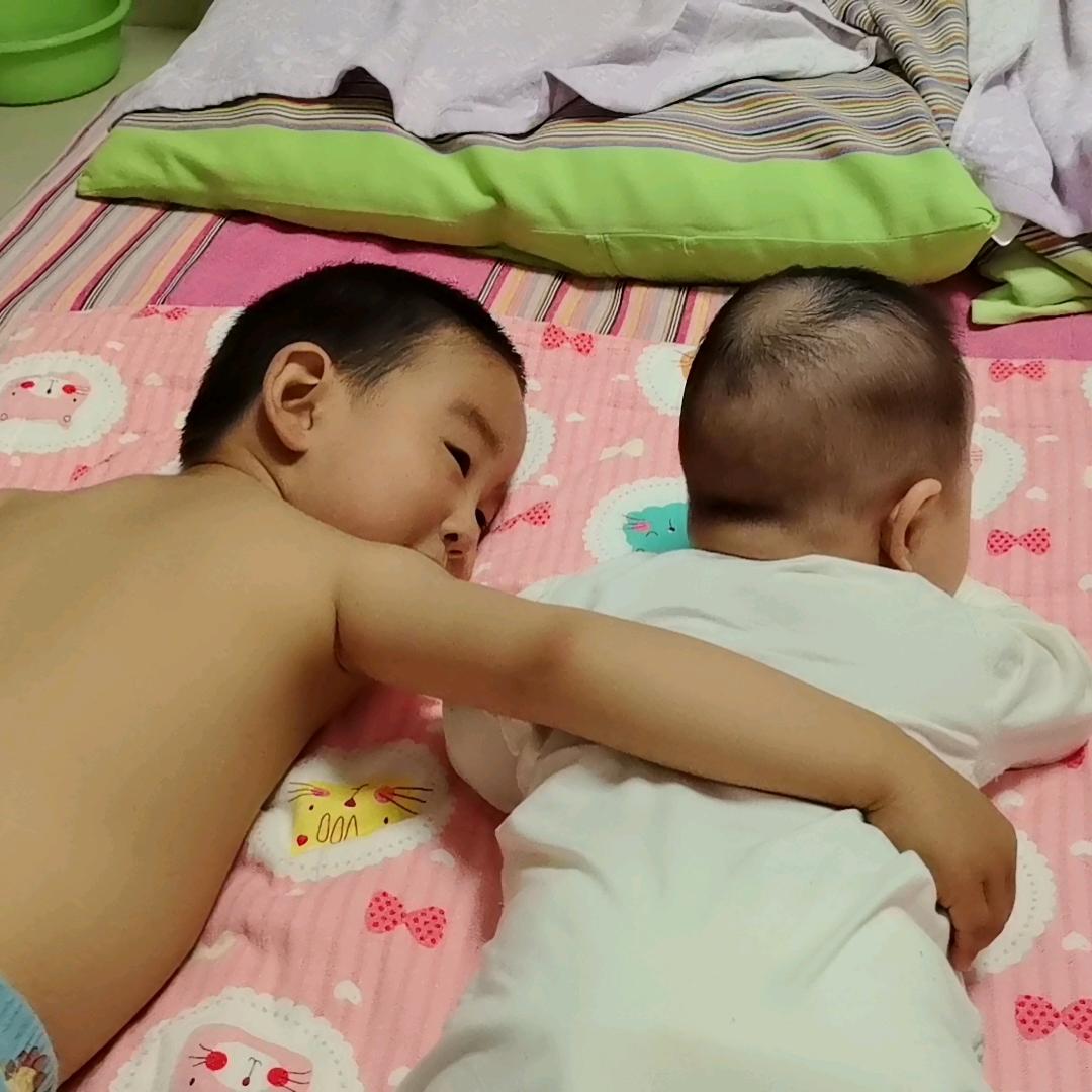暖宝宝（带娃中）