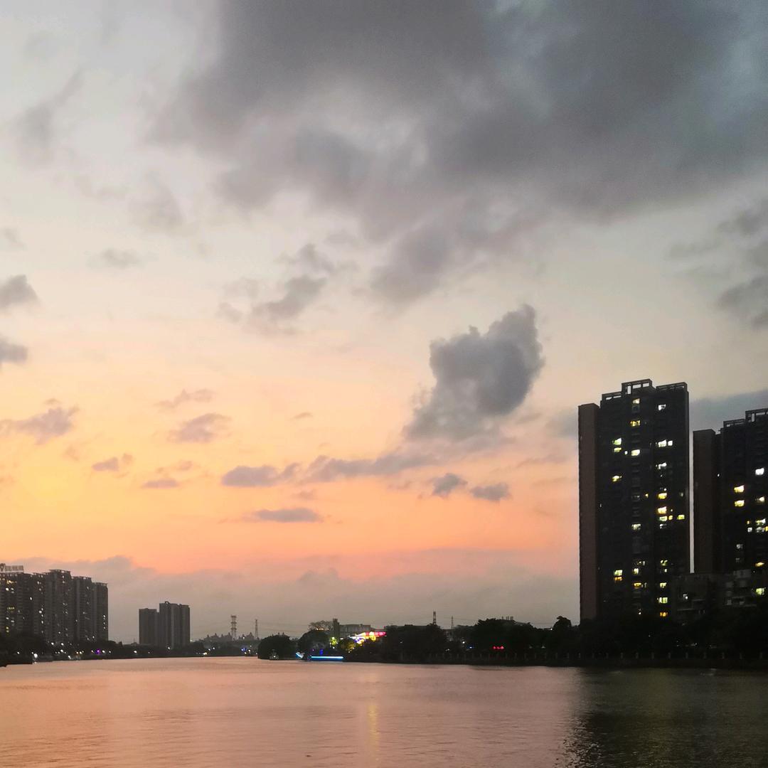 沉溺头像