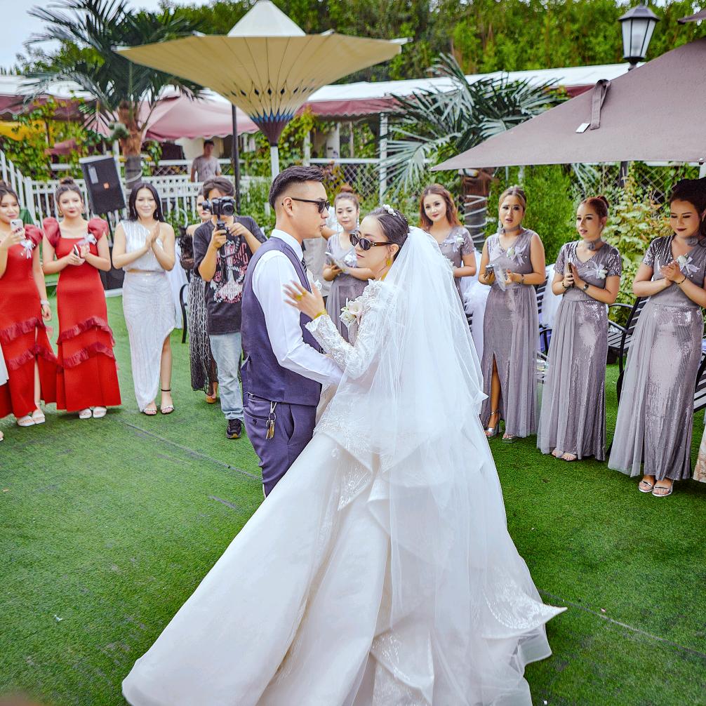 库车市樱桃婚纱摄影