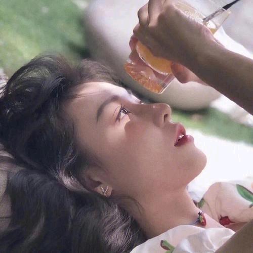 繁花落寂.