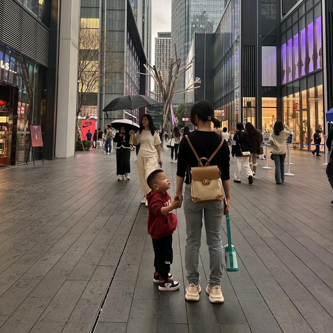 👀Cici燕子໑ღ᭄ℳ