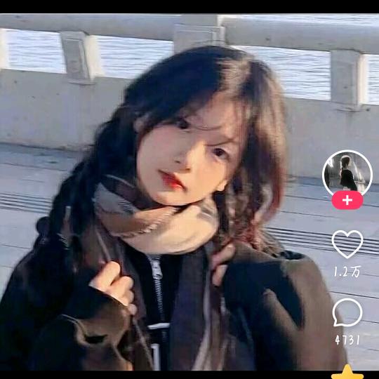 可爱小熊:维尼₍˄·͈༝·͈˄*₎◞ ̑