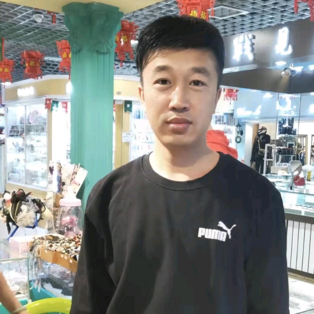 成年男人