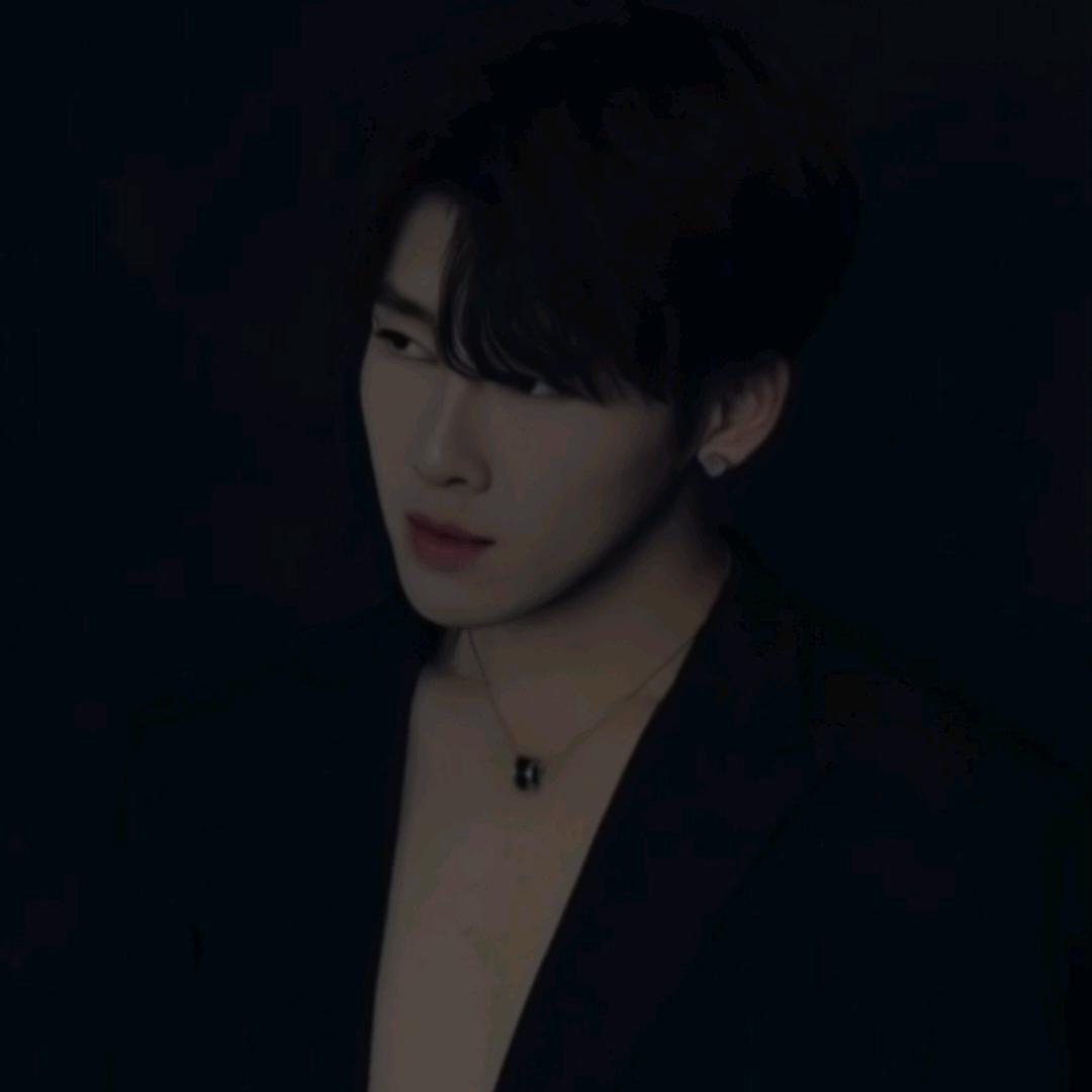 🕊️你的♛阿宇🕊️