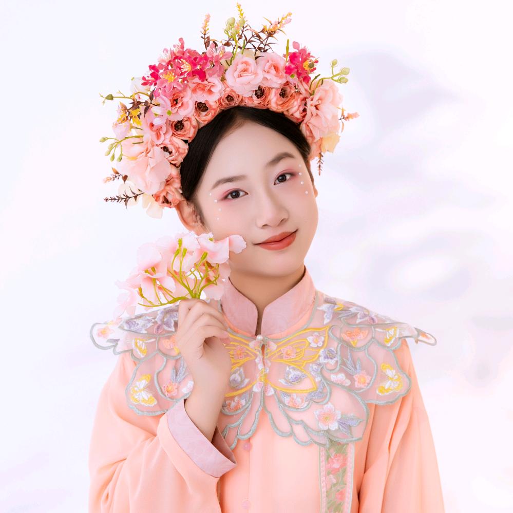 爱跳舞的小龙女💕