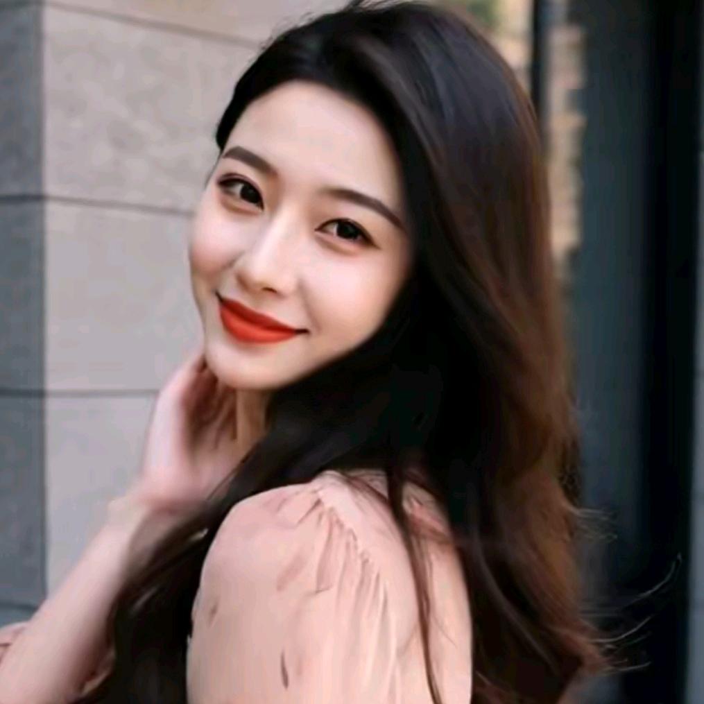 娜娜衣橱