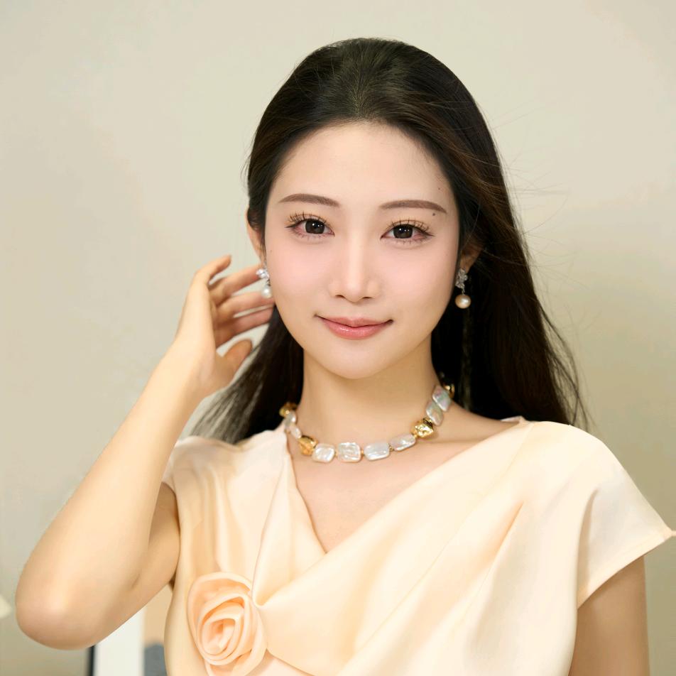 锦上珍珠设计师