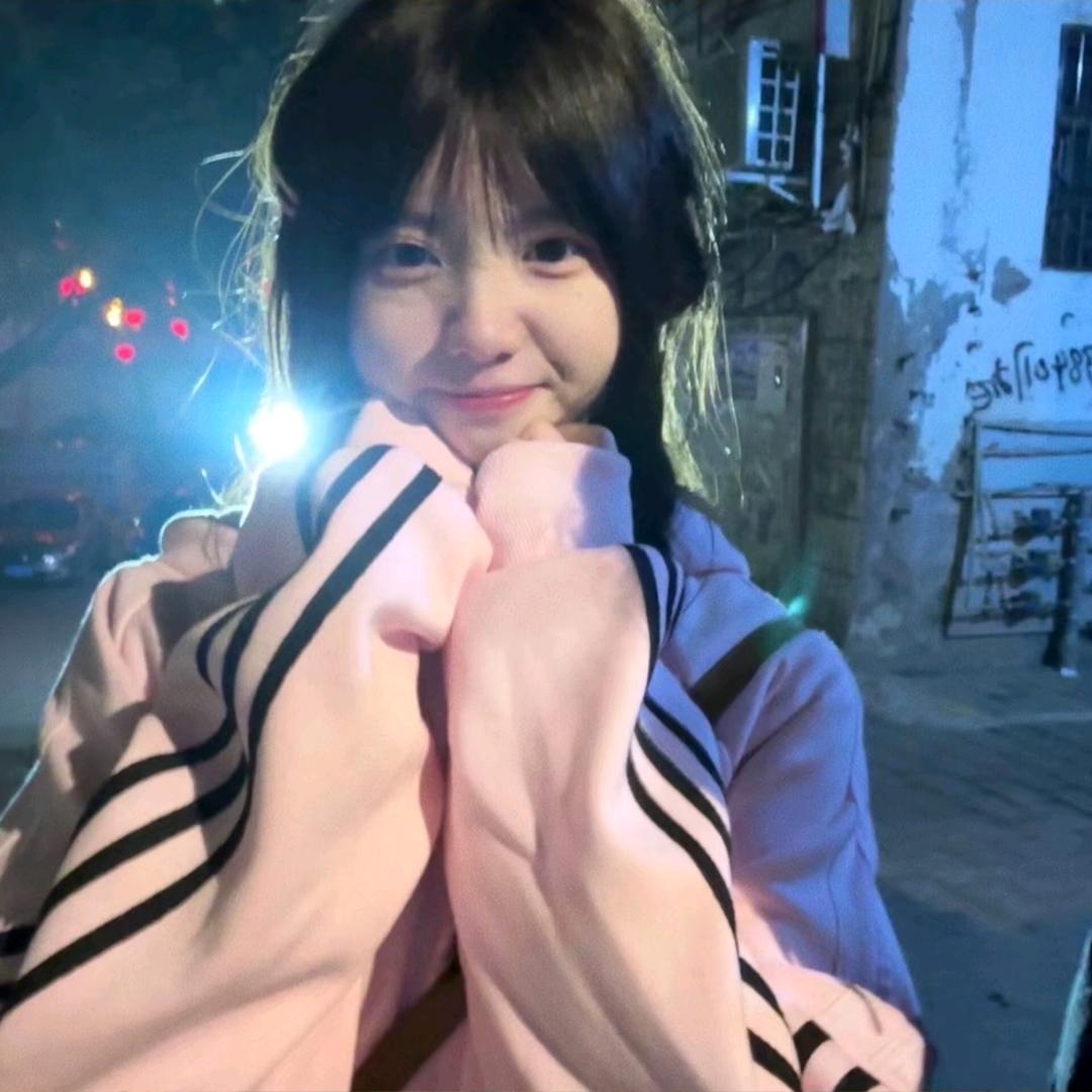 美女有心柿.
