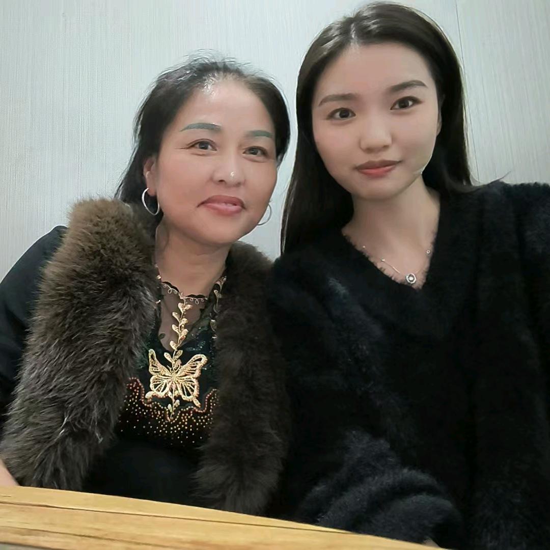 刘杰花灯姊妹队