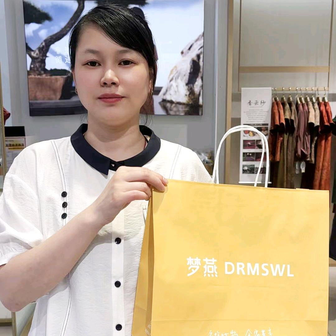 南闸梦燕小施店长