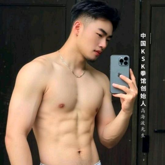 中国职业拳击手泰拳世界冠军