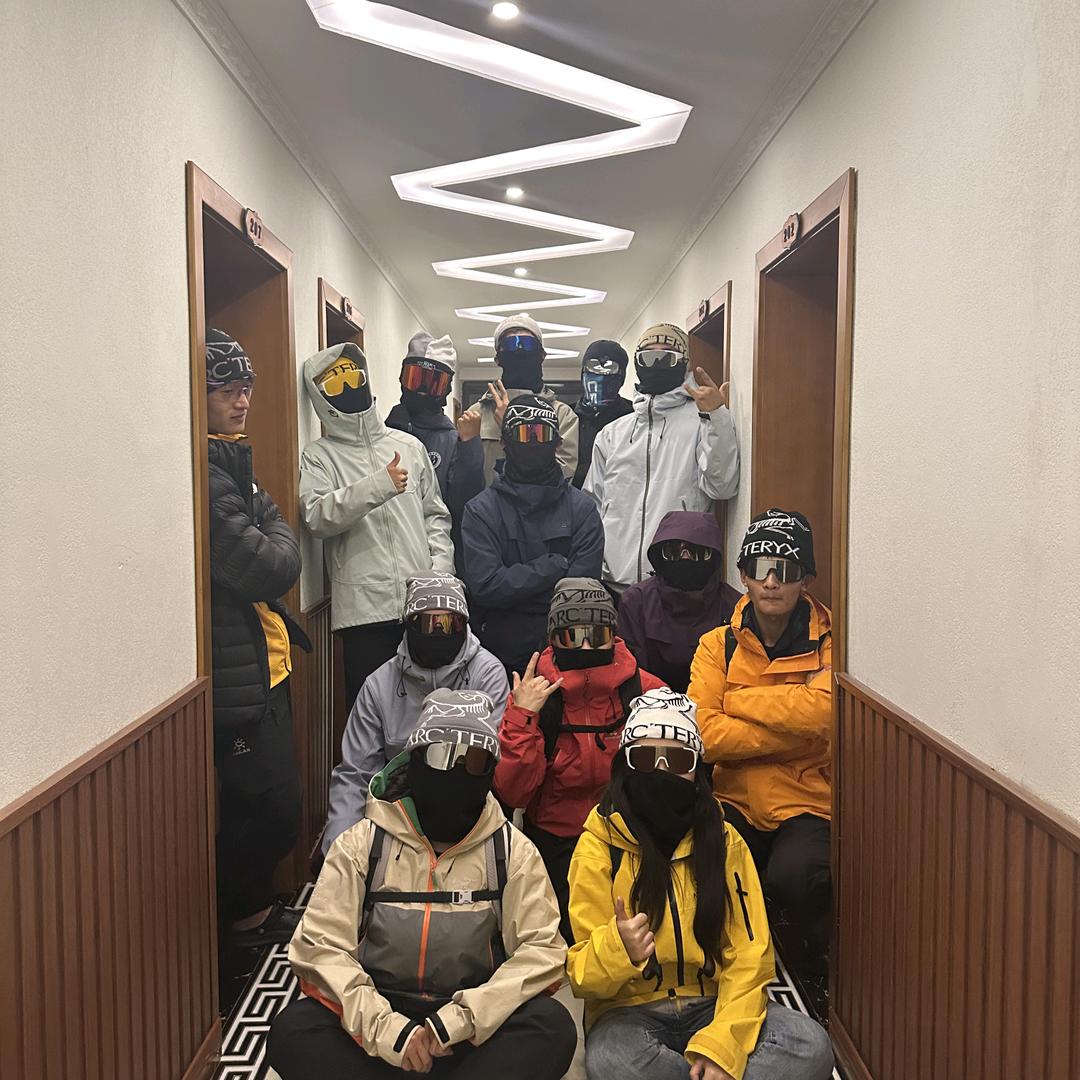 奥太娜 白马哥（登山咨询）