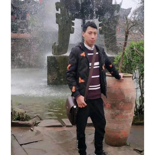 财源广进废品小乖乖最近胃口不好碗吃小一点