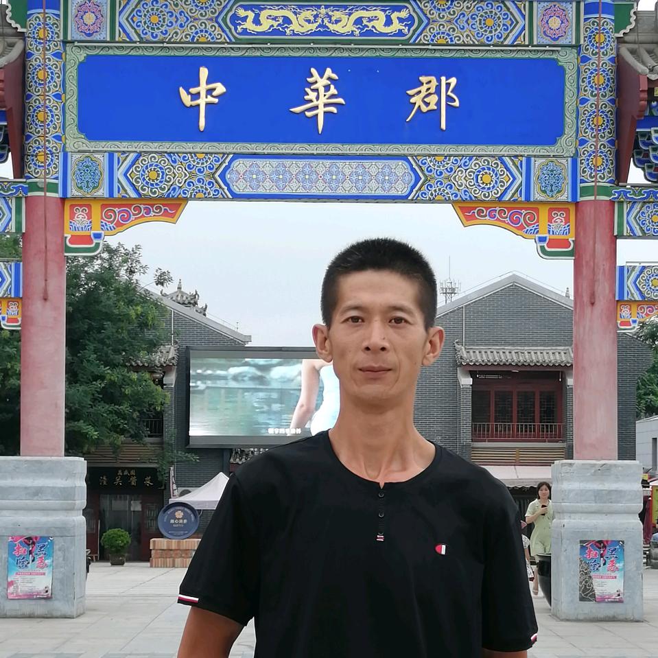 关中汉子卖水果