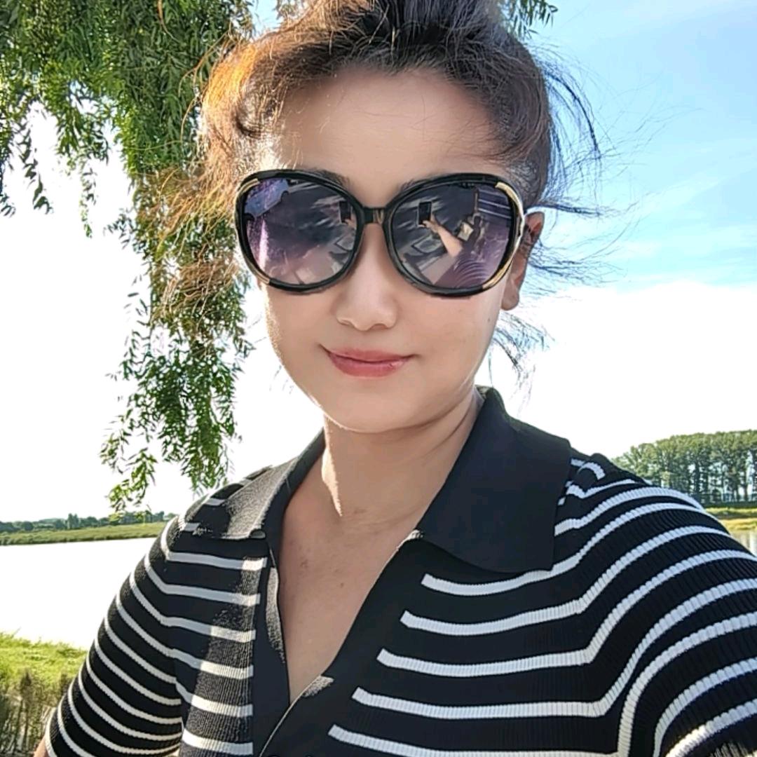 宏德（长姐）