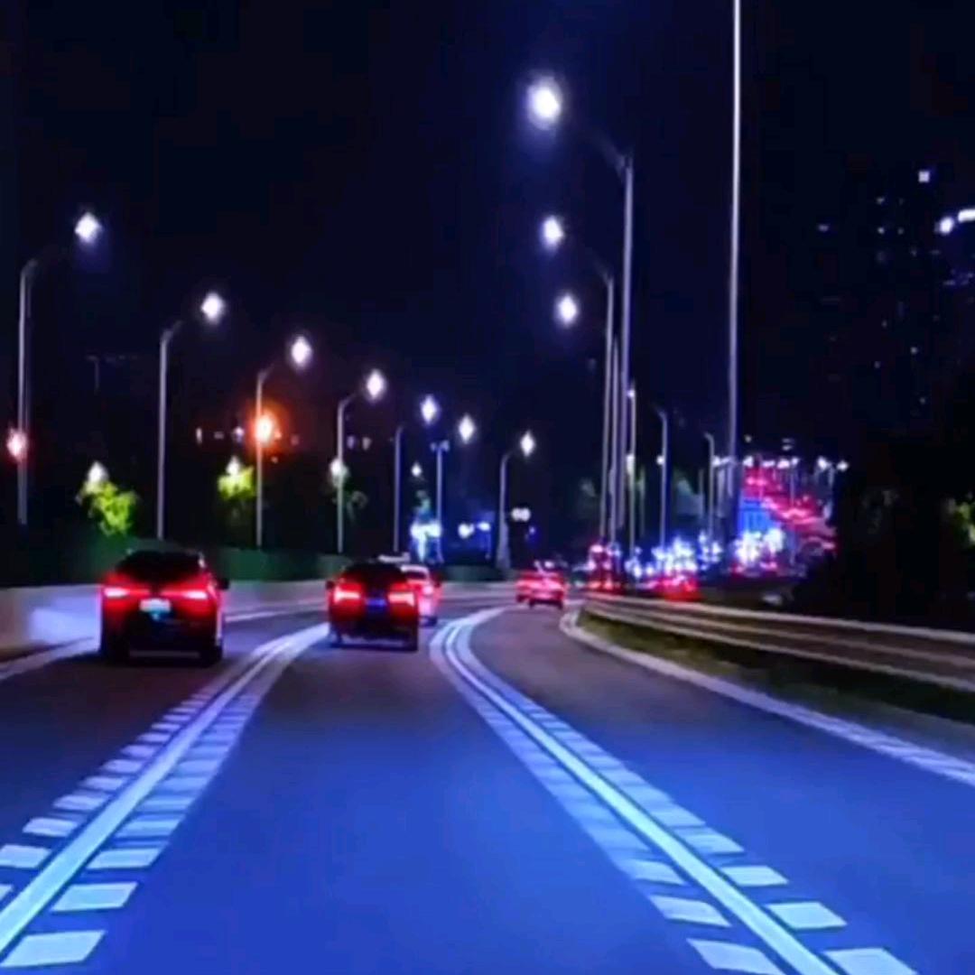 伤心的女人😭😭😭