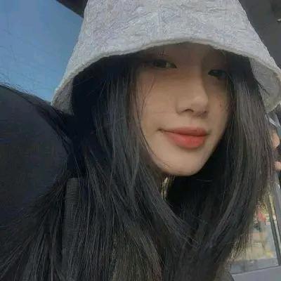 银辉洒落玉书堂