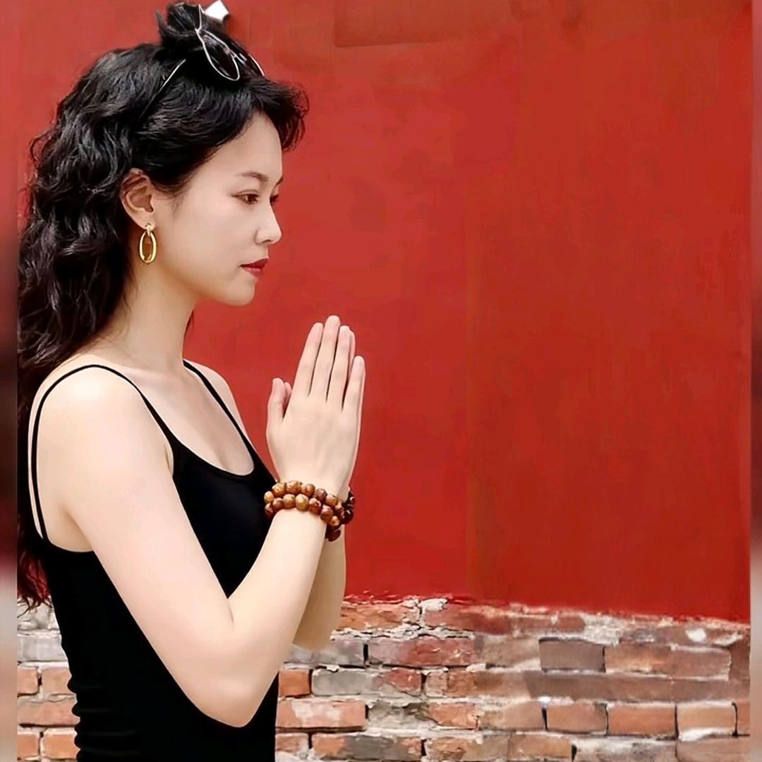艾羽@