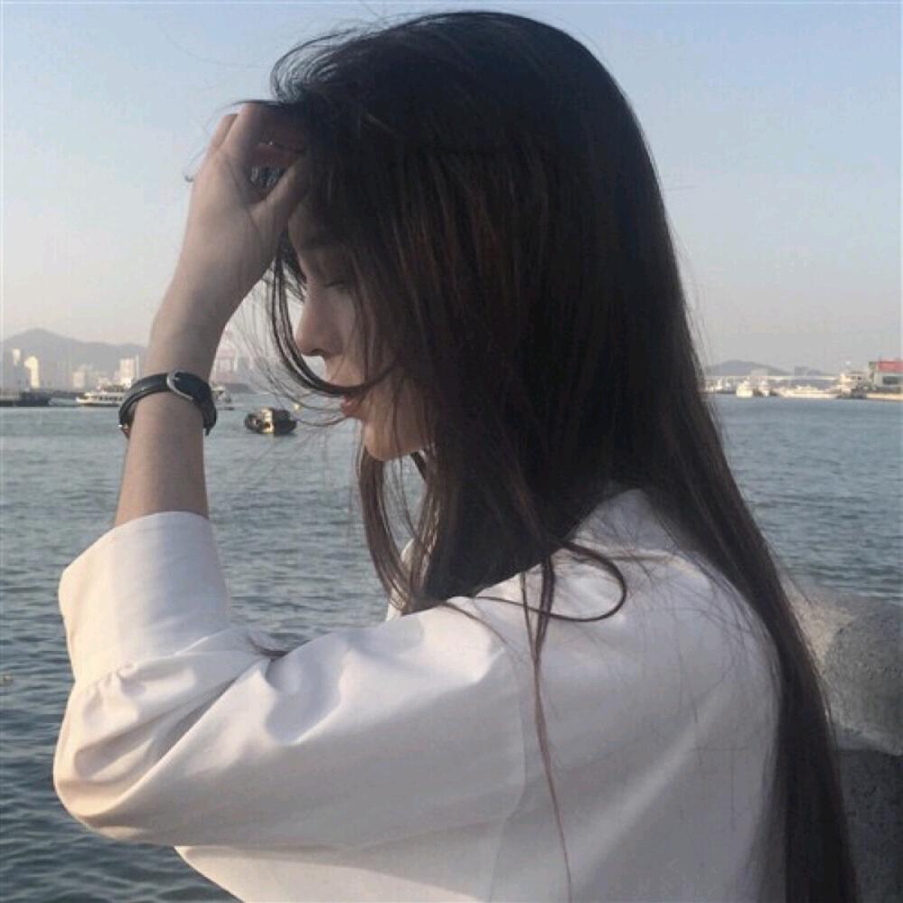 欢欢吖.