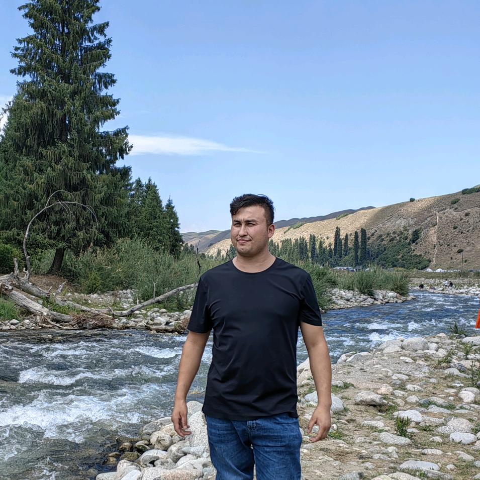 爱夏提力克日用百货三元店总部