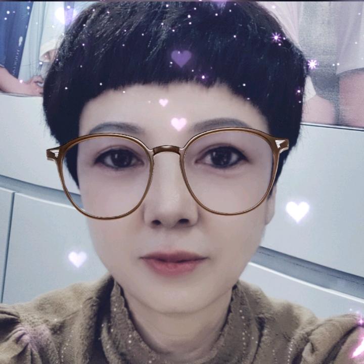 @万春莉-雪妮芳文胸