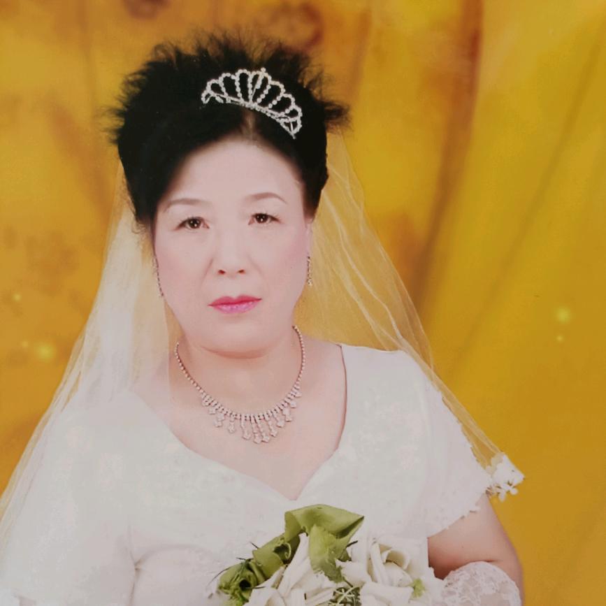 英姐.
