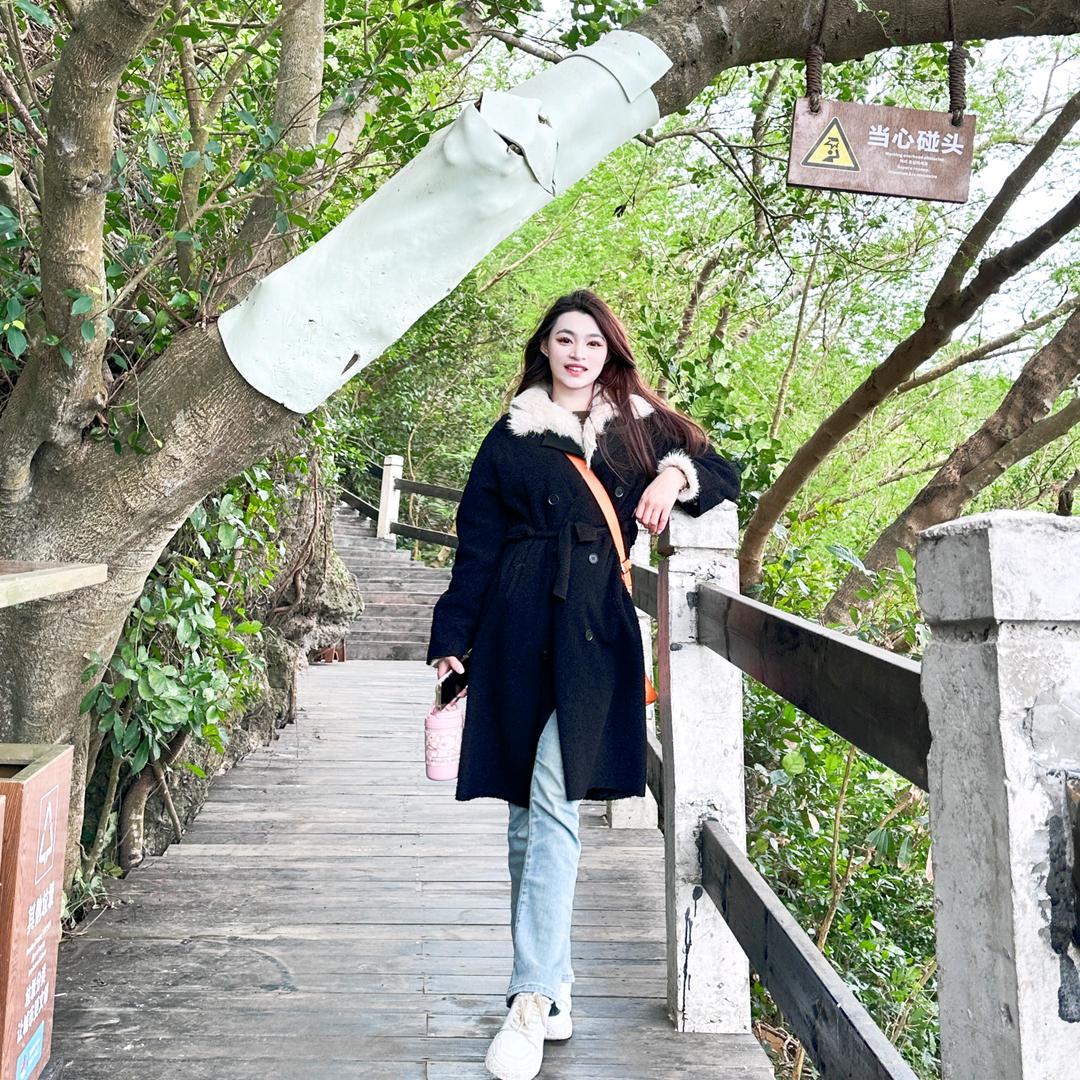 炸炸☁️ 炸