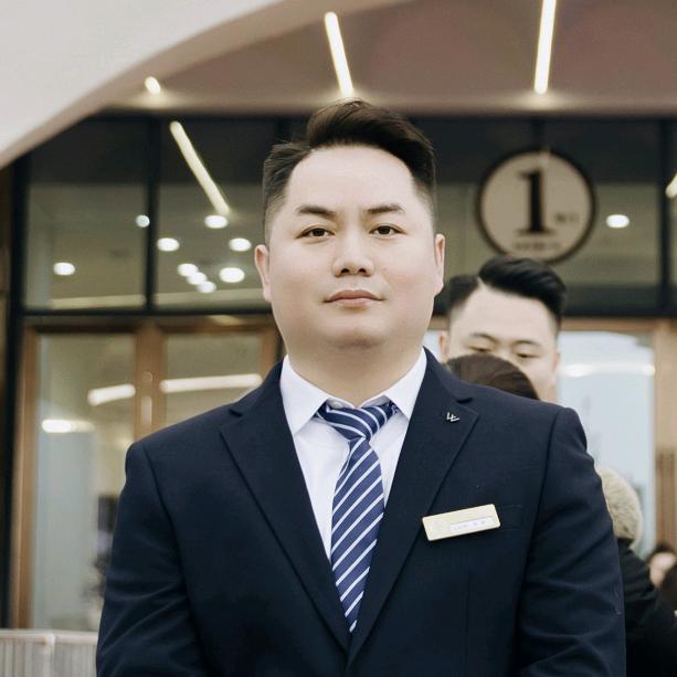 飞越车业李勇