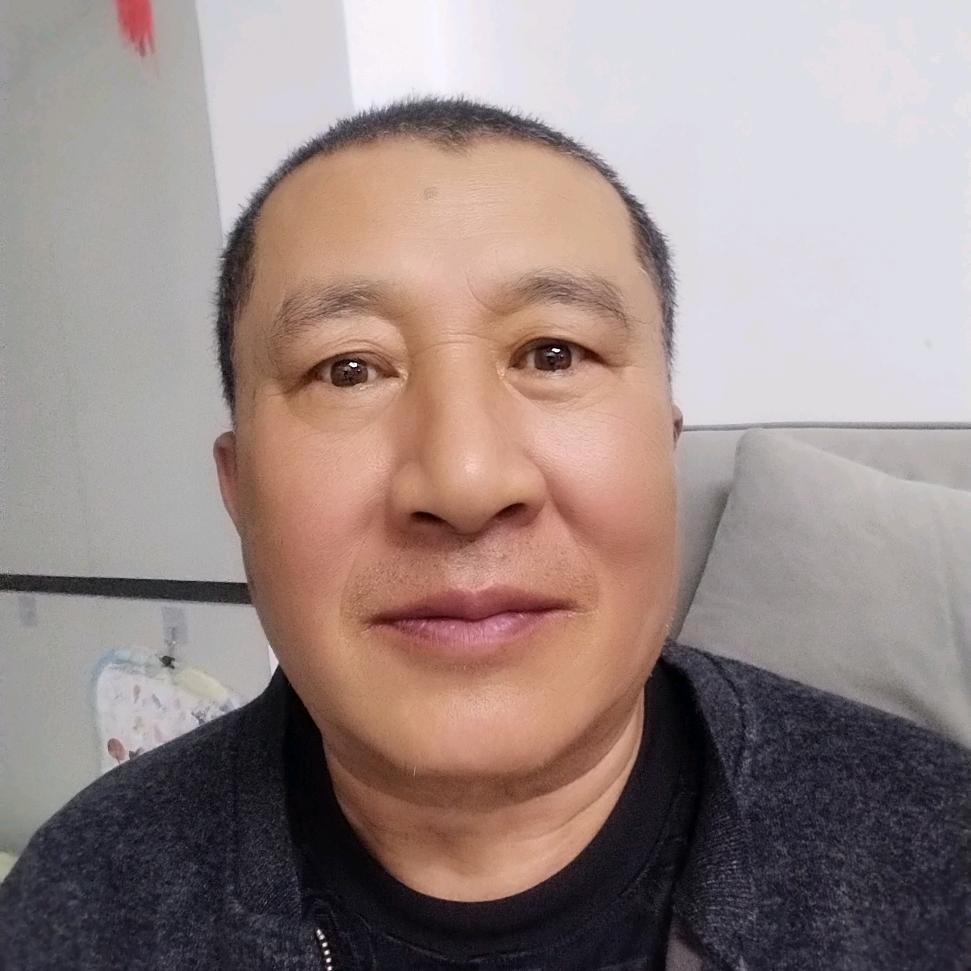 我想交你这个朋友。我这人不是图你钱的人。