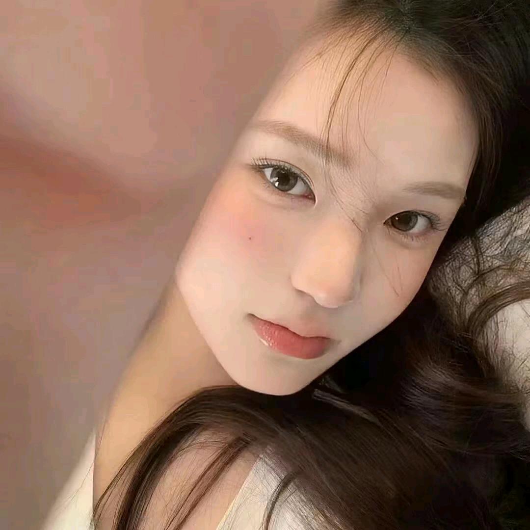 久思君⿩