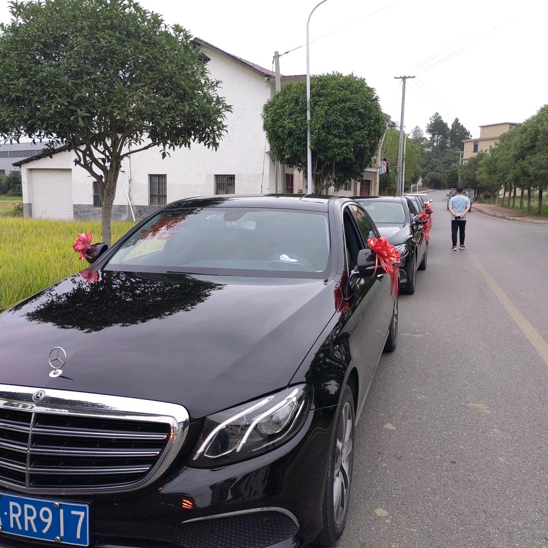 奔驰婚车彭队