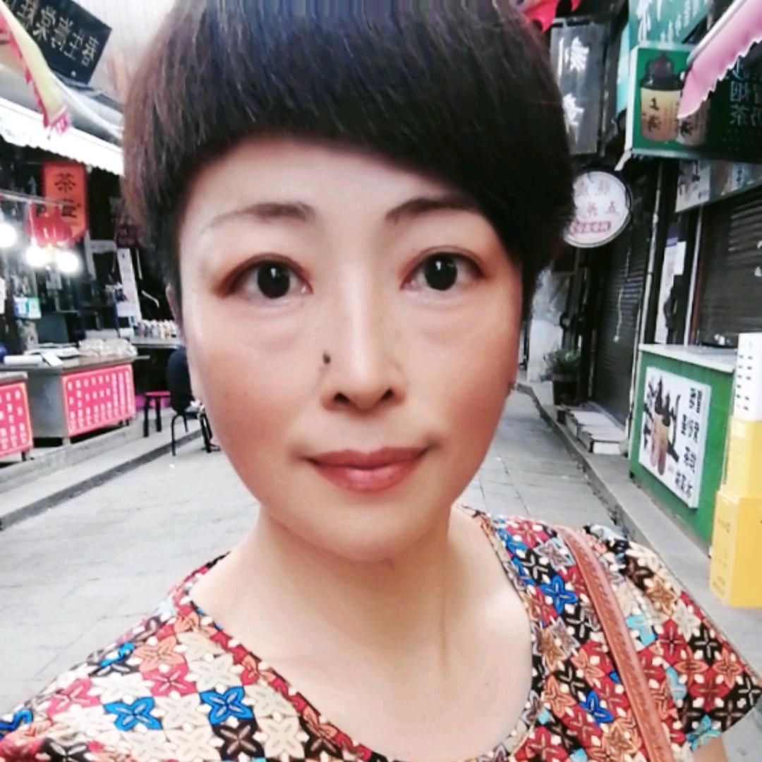 爱爱（拒私聊）