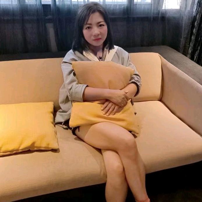 容容吖