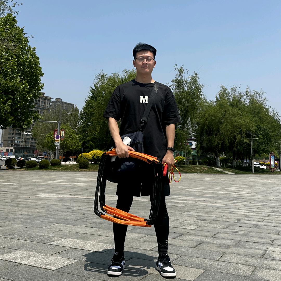 东港上门体育小飞教练