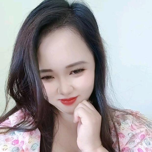 注塑小妹