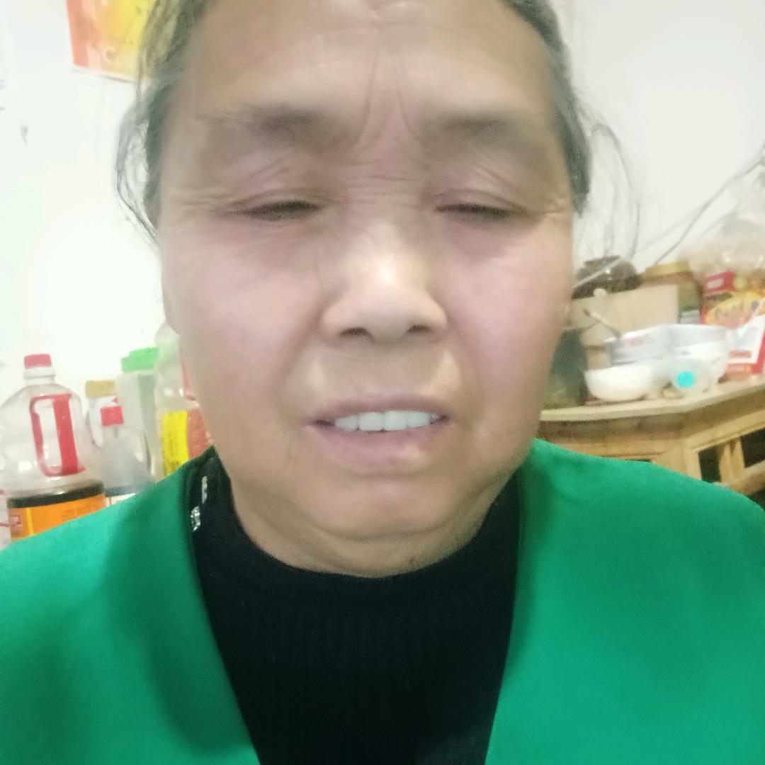 小家琪家奶奶姓刘