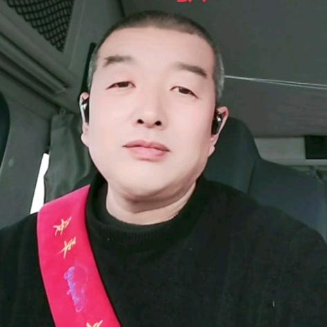 秦龙