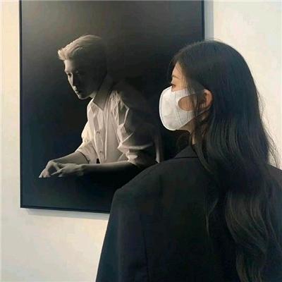 彩驻