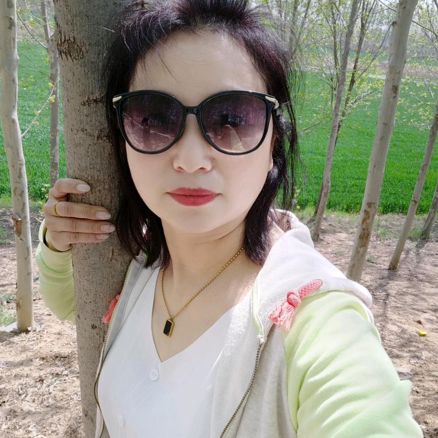 小娜啤酒超市配送中心