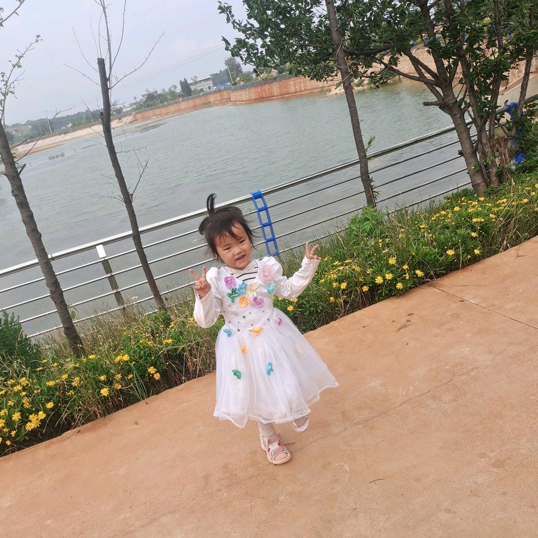 生活虐我千万遍，我带生活如初恋