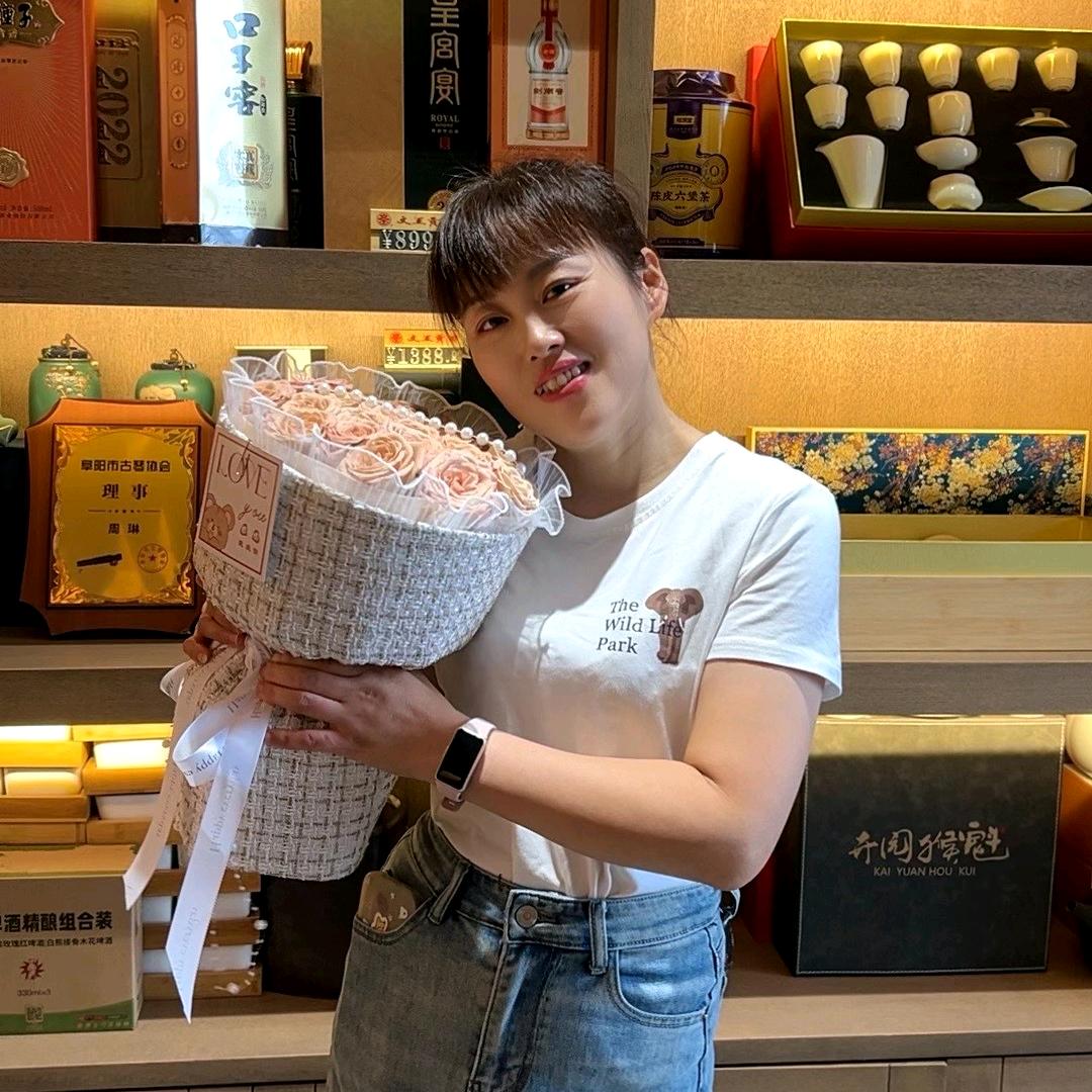 吴名小姐