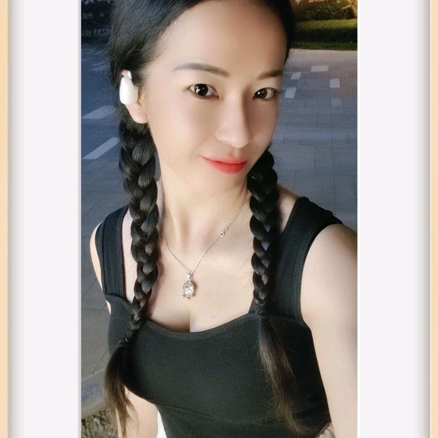 奥迪小姐姐