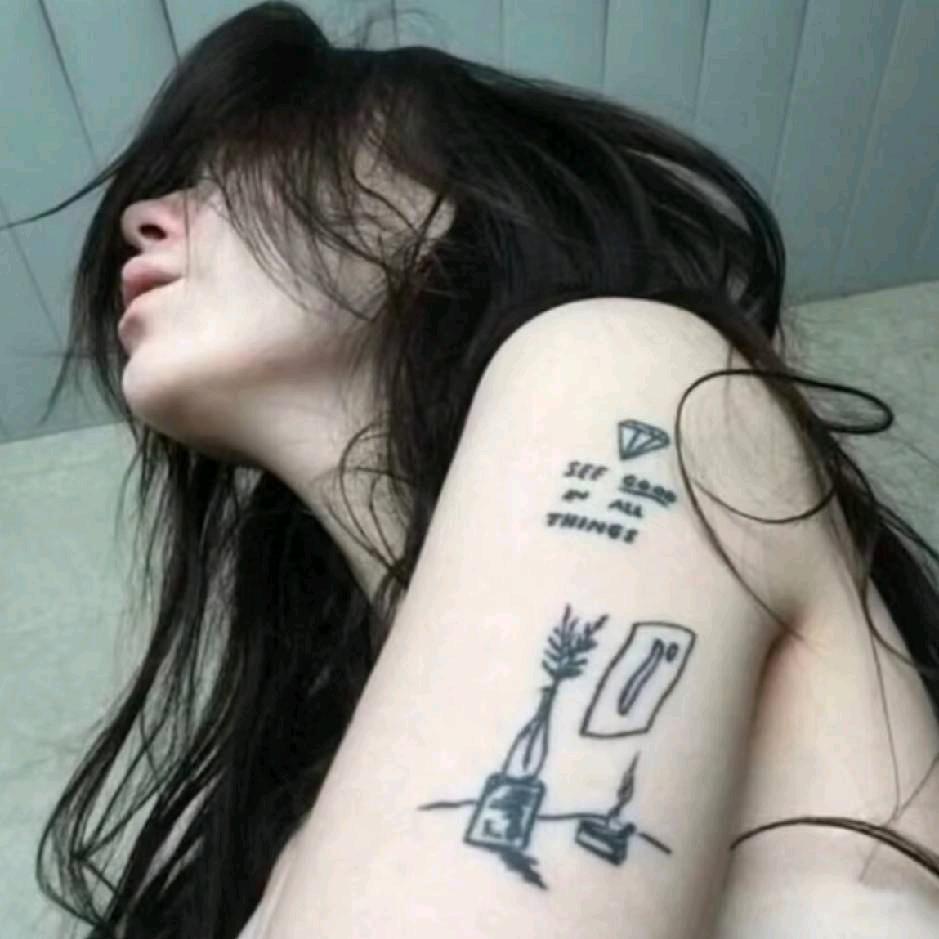 这世界真草淡