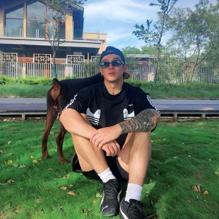 ￴￴ ￴￴A-王超.👣👣👣